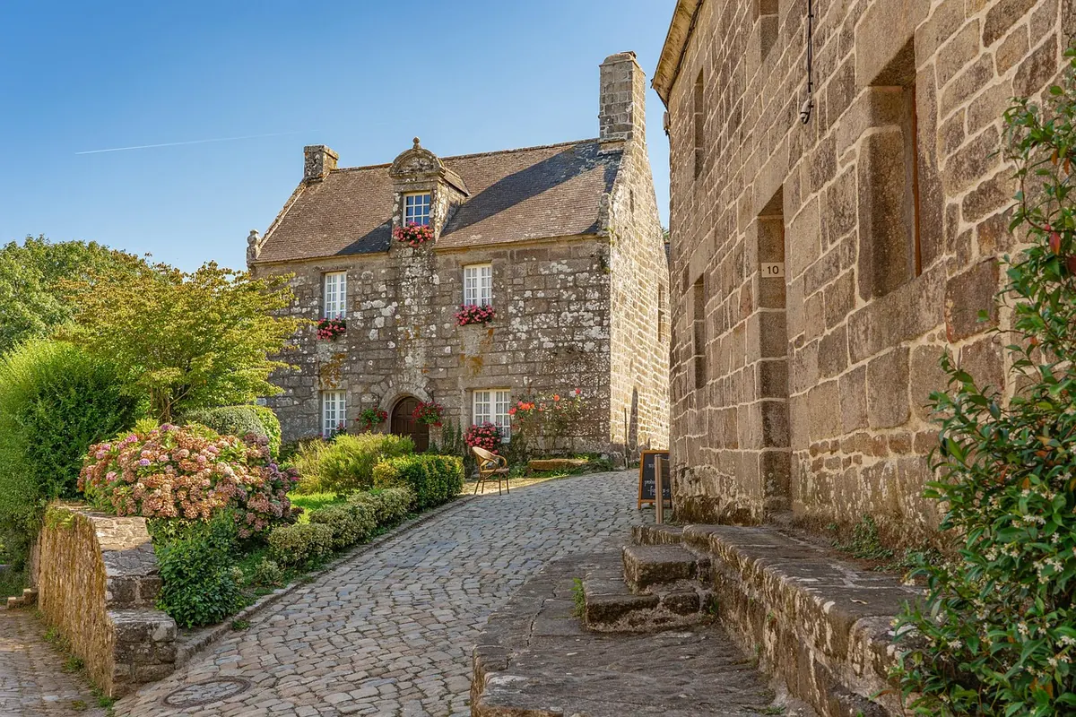 How to Join a Little Ashford Village Committee: A Step-by-Step Guide